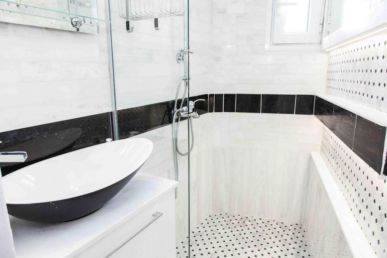דירות אתונה Gorgeous Penthouse With Private Jacuzzi And Amazing View! מראה חיצוני תמונה
