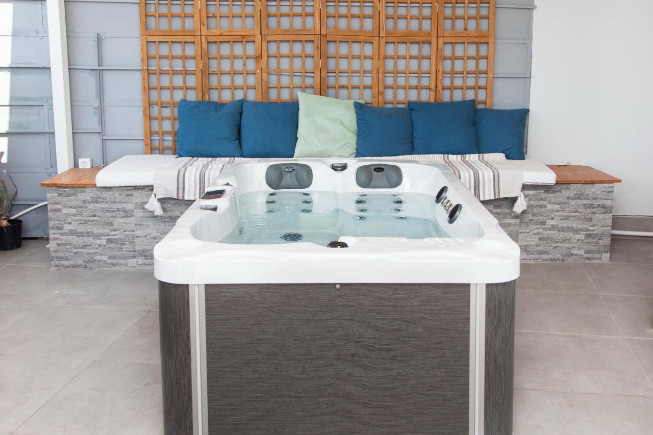 דירות אתונה Gorgeous Penthouse With Private Jacuzzi And Amazing View! מראה חיצוני תמונה