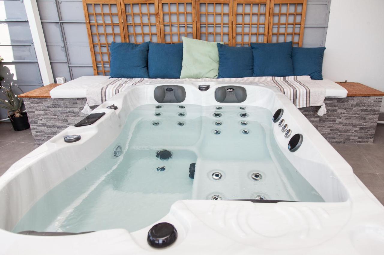 דירות אתונה Gorgeous Penthouse With Private Jacuzzi And Amazing View! מראה חיצוני תמונה